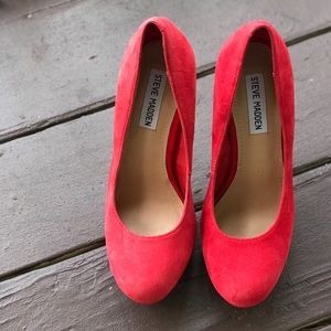 Red Steve Madden pumps